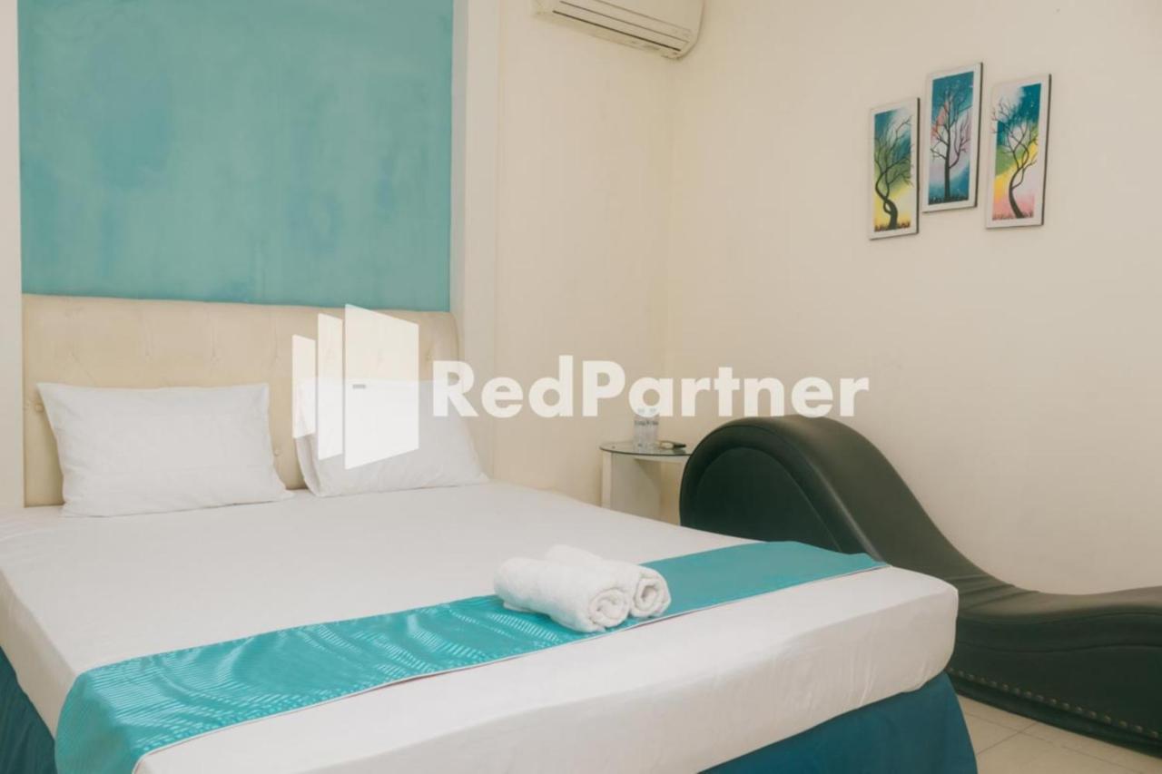 Pits Mitra Reddoorz Near Atom Mall Hotel
